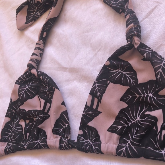 Acacia Black Elephant Set - Picture 4 of 4